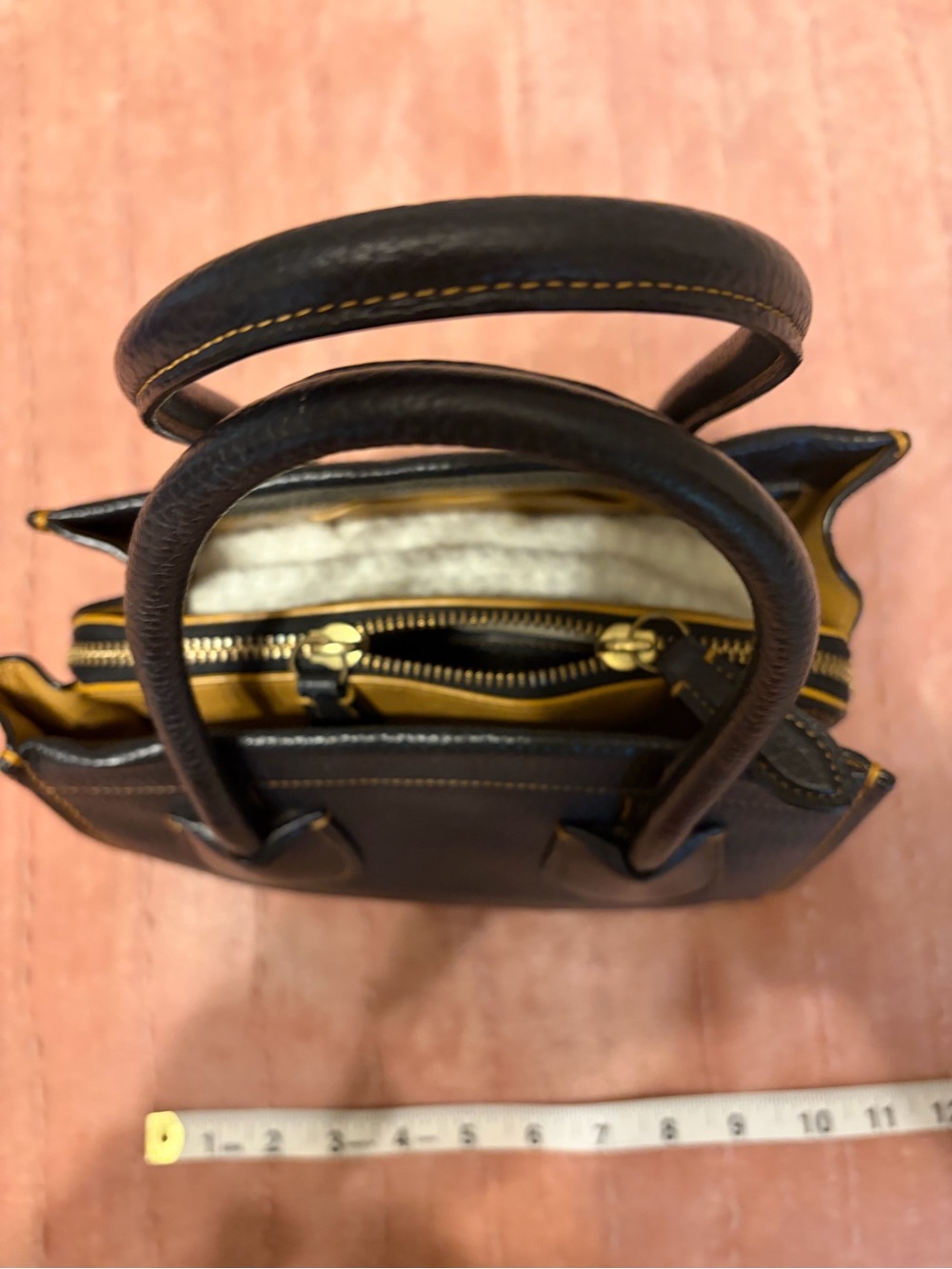 Coach Cashin Carryall - Picture 8 of 15
